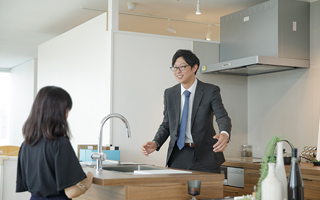 タイプの異なる多数のモデルハウスを自由に見学OK！