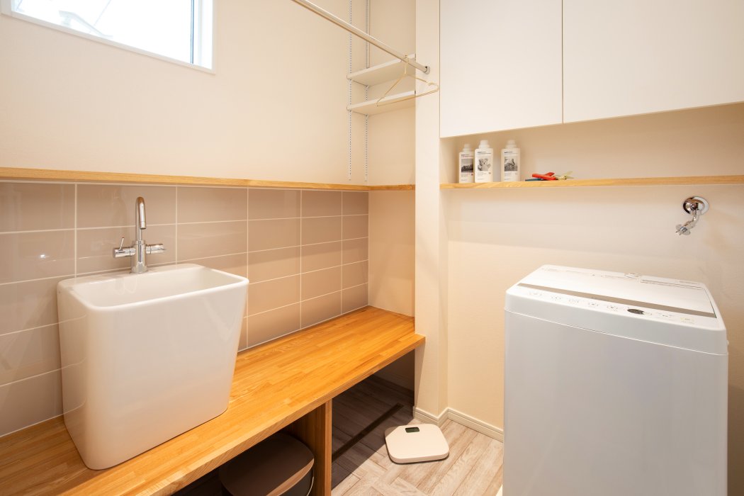 脱衣室〜洗面室