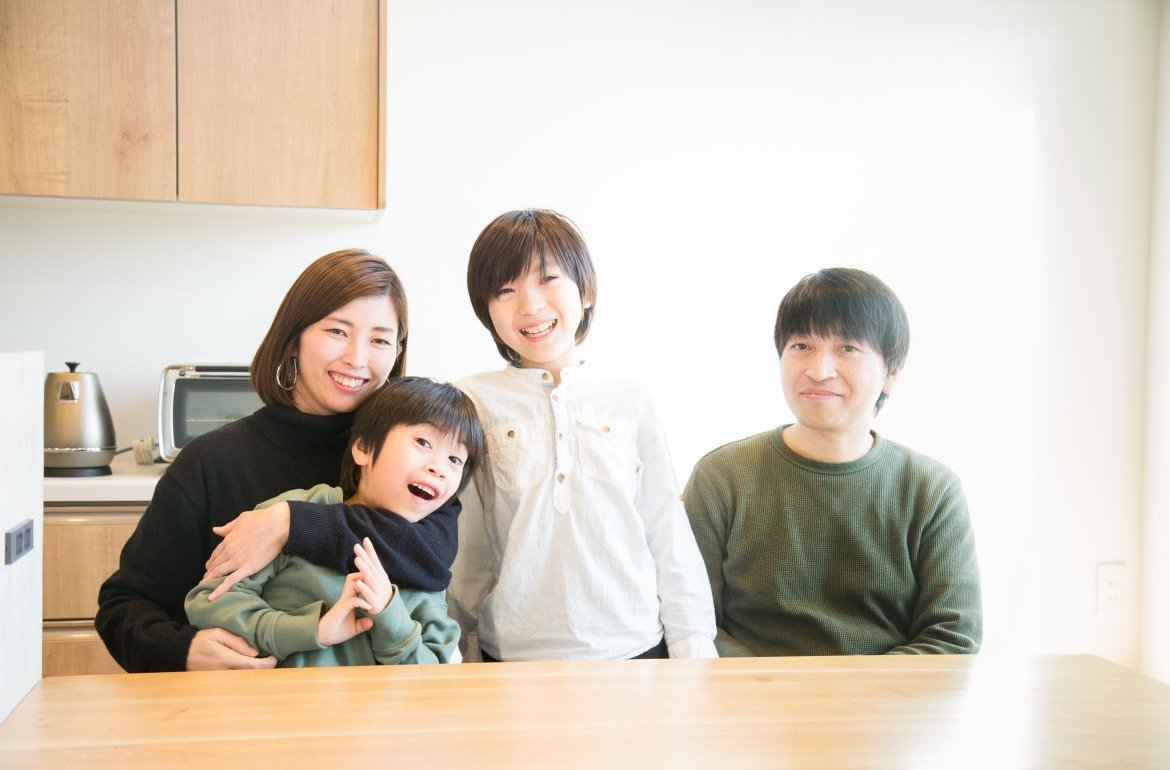 プライバシーを守りながら　光をふんだんに取りこむ開放感のある住まい