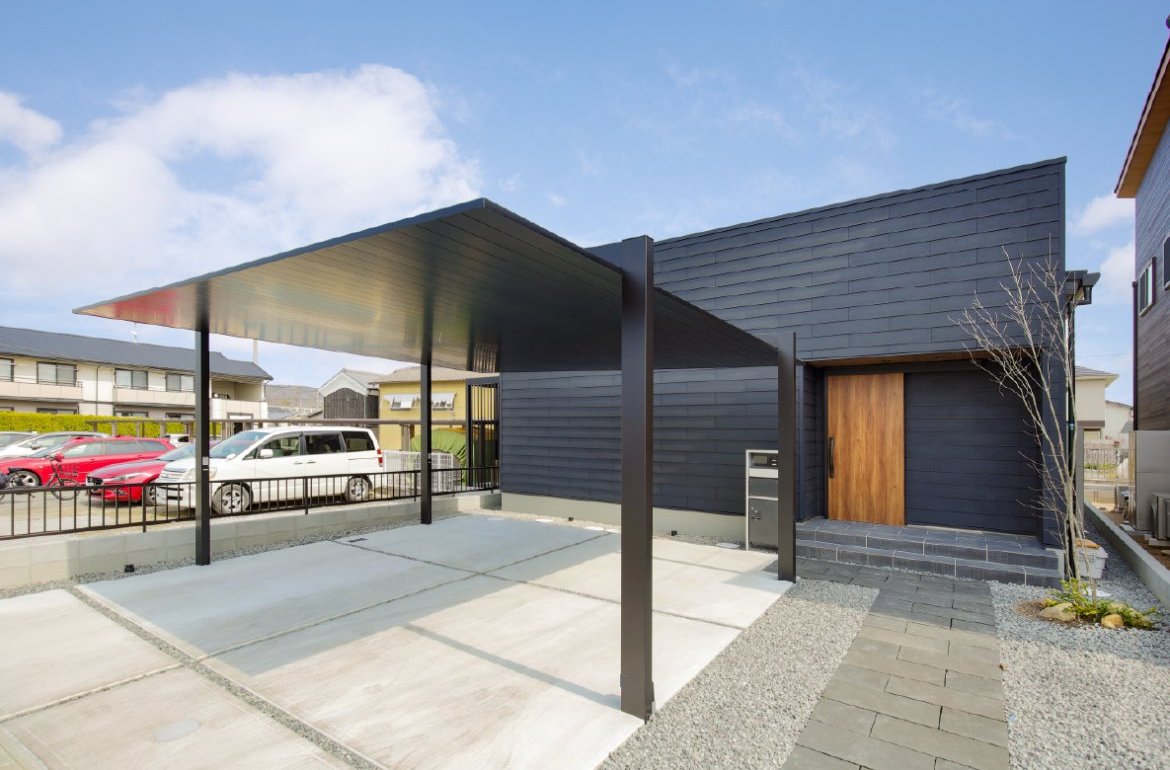 ホテルライクな上質空間。ミニマルに暮らす平屋