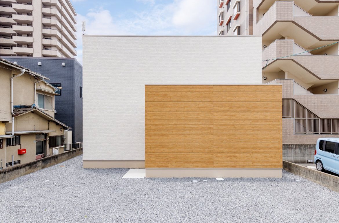 「家事動線」と「趣味」を大切に　バイクガレージがあるお家